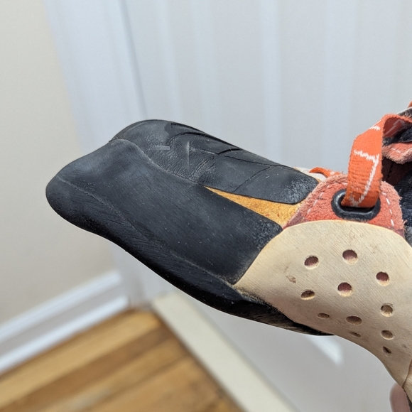 La Sportiva Solution - Women's Climbing Shoes - Picture 6 of 16